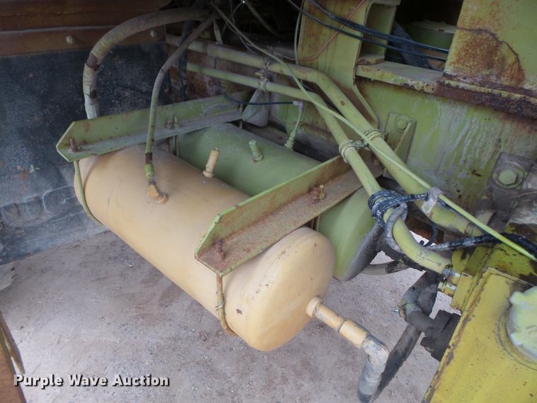 image for item DH7826 Euclid 207FD water wagon