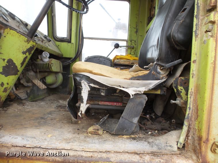 image for item DH7826 Euclid 207FD water wagon