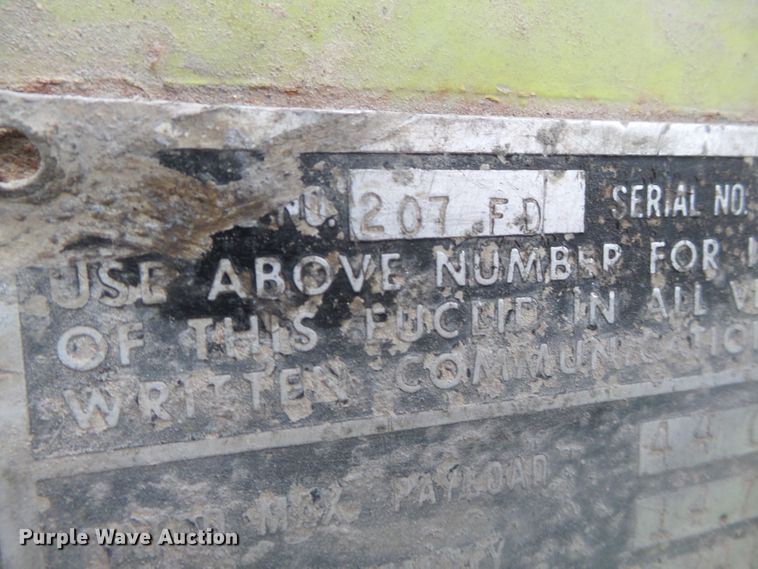 image for item DH7826 Euclid 207FD water wagon