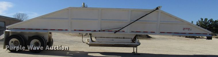 image for item DH8249 2005 Trail Blazer S4202 bottom dump trailer