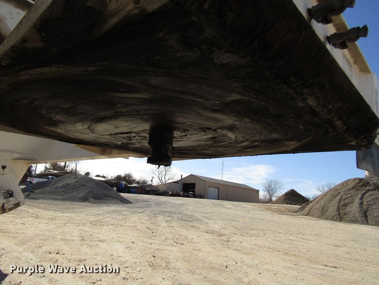 image for item DH8249 2005 Trail Blazer S4202 bottom dump trailer