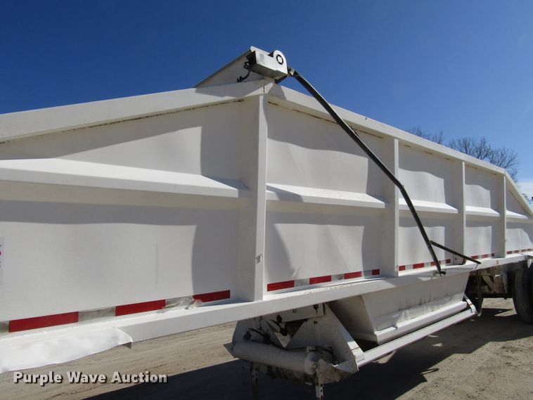 image for item DH8249 2005 Trail Blazer S4202 bottom dump trailer