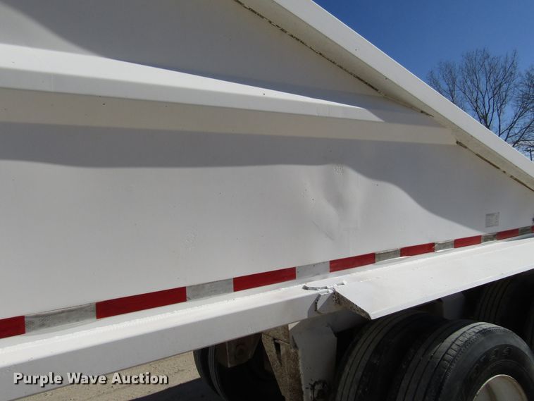image for item DH8249 2005 Trail Blazer S4202 bottom dump trailer
