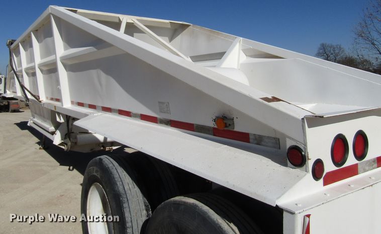 image for item DH8249 2005 Trail Blazer S4202 bottom dump trailer