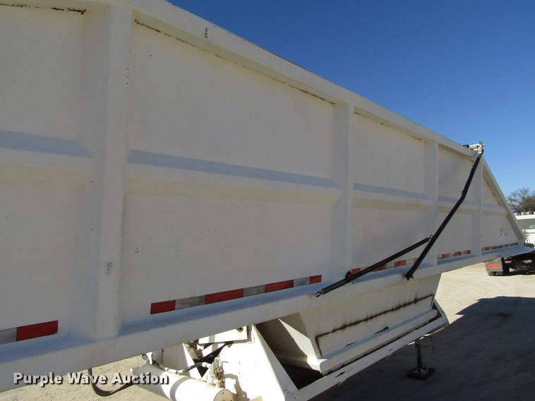 image for item DH8249 2005 Trail Blazer S4202 bottom dump trailer
