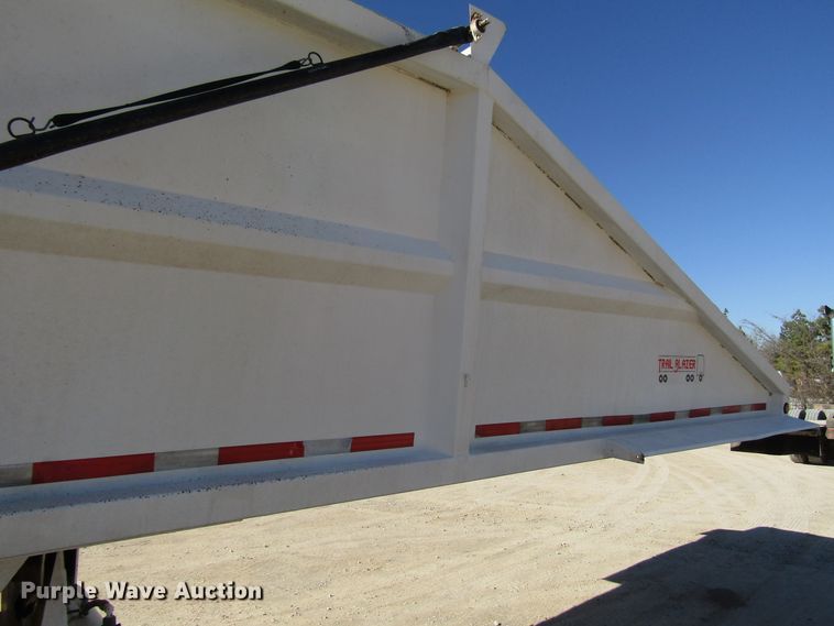 image for item DH8249 2005 Trail Blazer S4202 bottom dump trailer