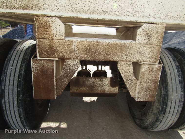 image for item DH8249 2005 Trail Blazer S4202 bottom dump trailer