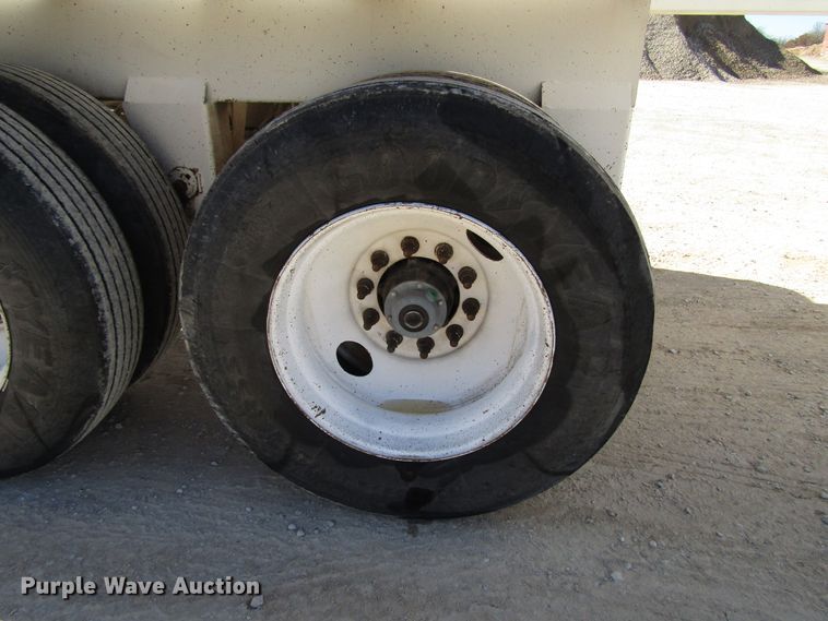 image for item DH8249 2005 Trail Blazer S4202 bottom dump trailer