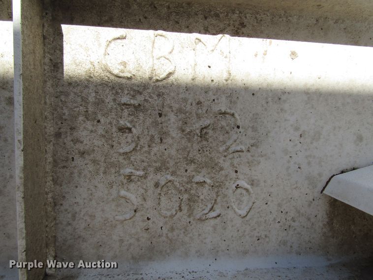 image for item DH8249 2005 Trail Blazer S4202 bottom dump trailer