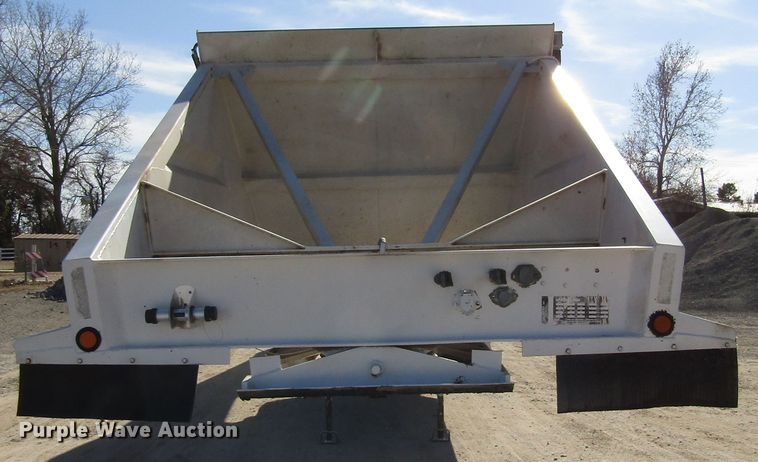 image for item DH8250 2006 Trail Blazer S4202 bottom dump trailer