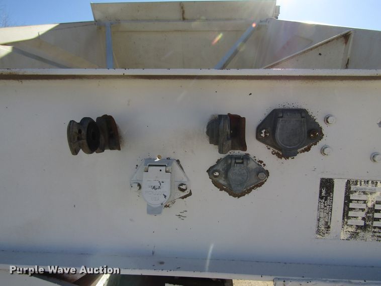 image for item DH8250 2006 Trail Blazer S4202 bottom dump trailer