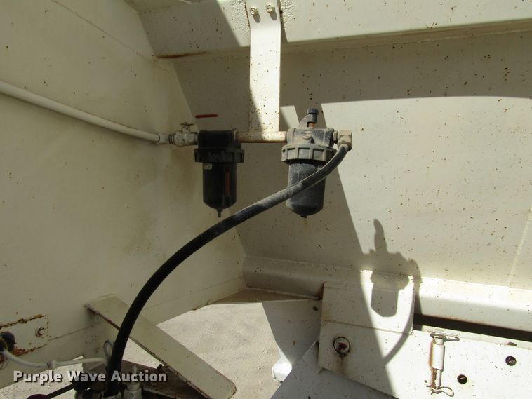 image for item DH8250 2006 Trail Blazer S4202 bottom dump trailer