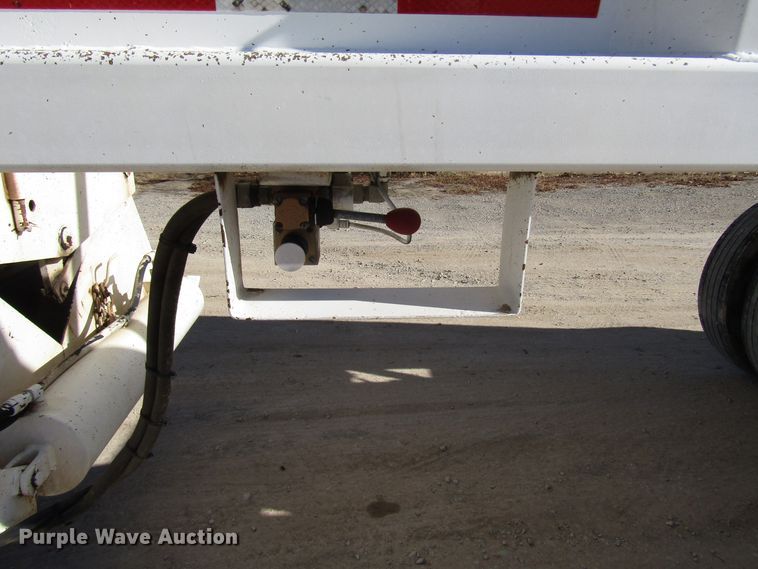 image for item DH8250 2006 Trail Blazer S4202 bottom dump trailer