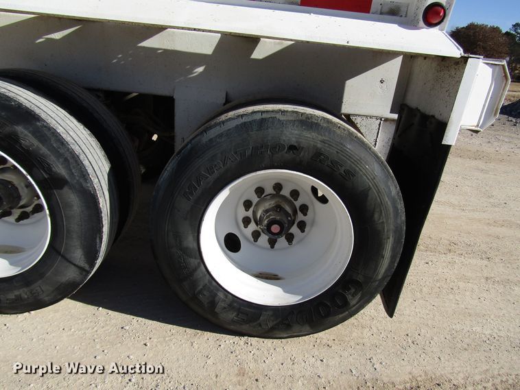 image for item DH8250 2006 Trail Blazer S4202 bottom dump trailer