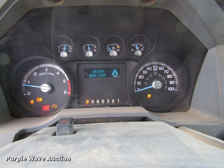 image for item DH8279 2011 Ford F450 Super Duty flatbed truck