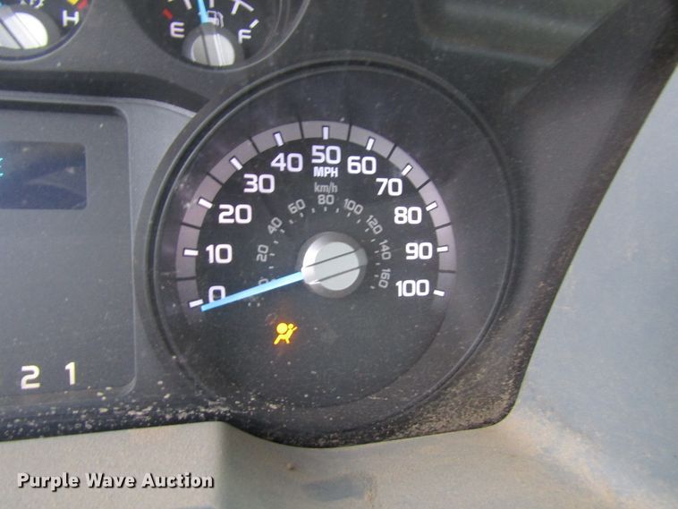 image for item DH8279 2011 Ford F450 Super Duty flatbed truck