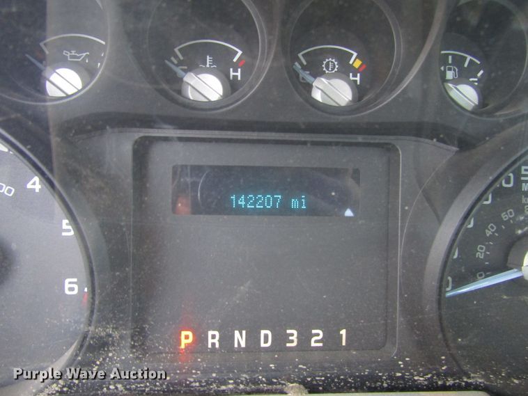 image for item DH8279 2011 Ford F450 Super Duty flatbed truck