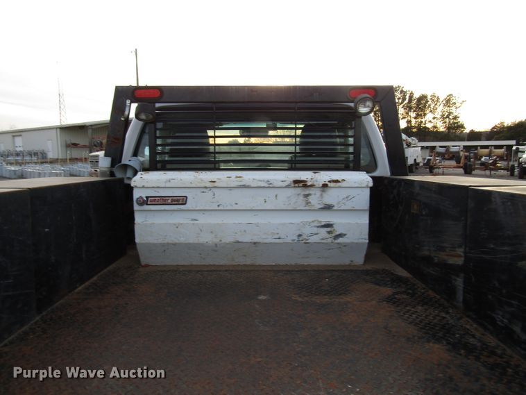 image for item DH8279 2011 Ford F450 Super Duty flatbed truck