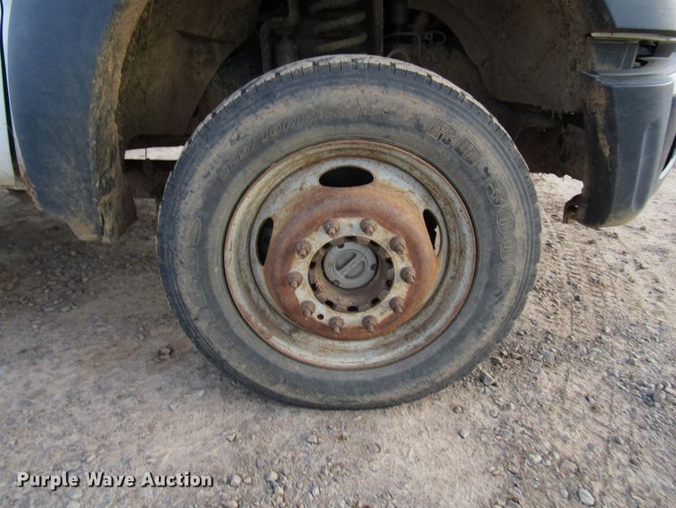 image for item DH8279 2011 Ford F450 Super Duty flatbed truck