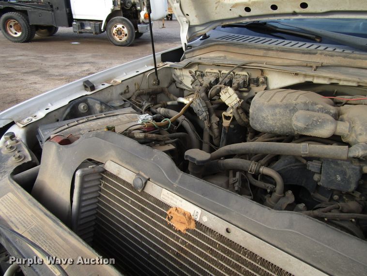 image for item DH8281 2009 Ford F250 Super Duty utility bed pickup truck