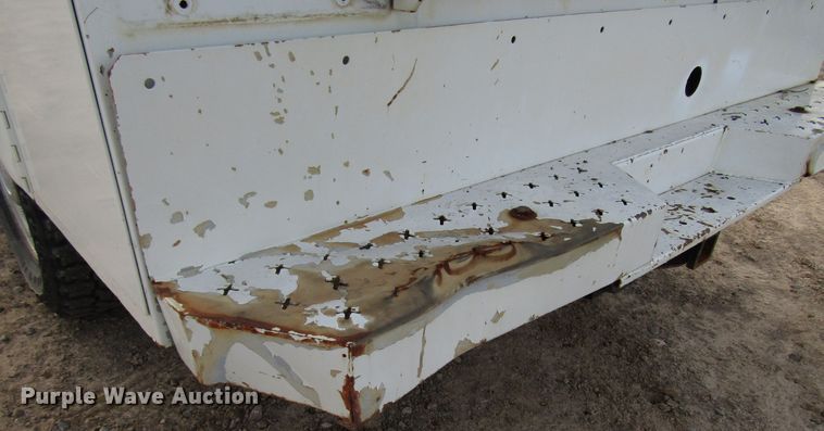 image for item DH8281 2009 Ford F250 Super Duty utility bed pickup truck