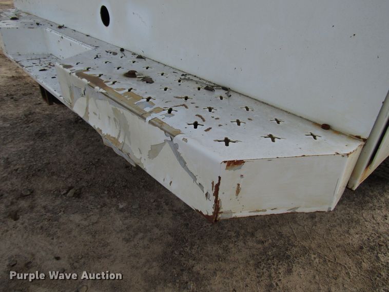 image for item DH8281 2009 Ford F250 Super Duty utility bed pickup truck