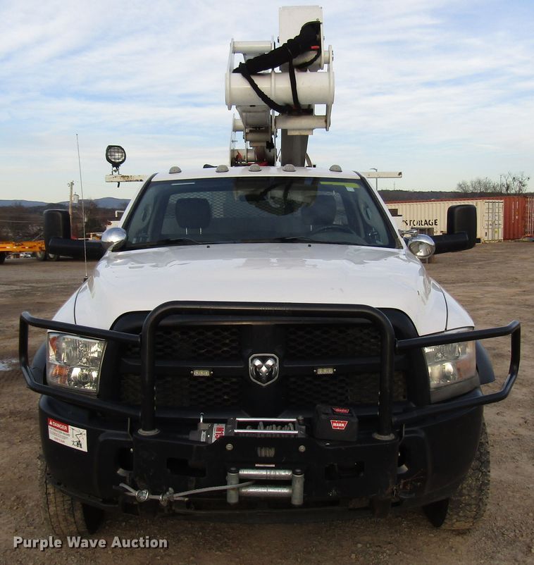 image for item DH8282 2014 Dodge Ram 5500 bucket truck
