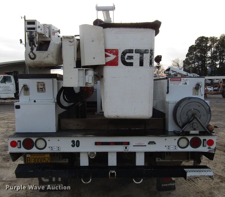 image for item DH8282 2014 Dodge Ram 5500 bucket truck