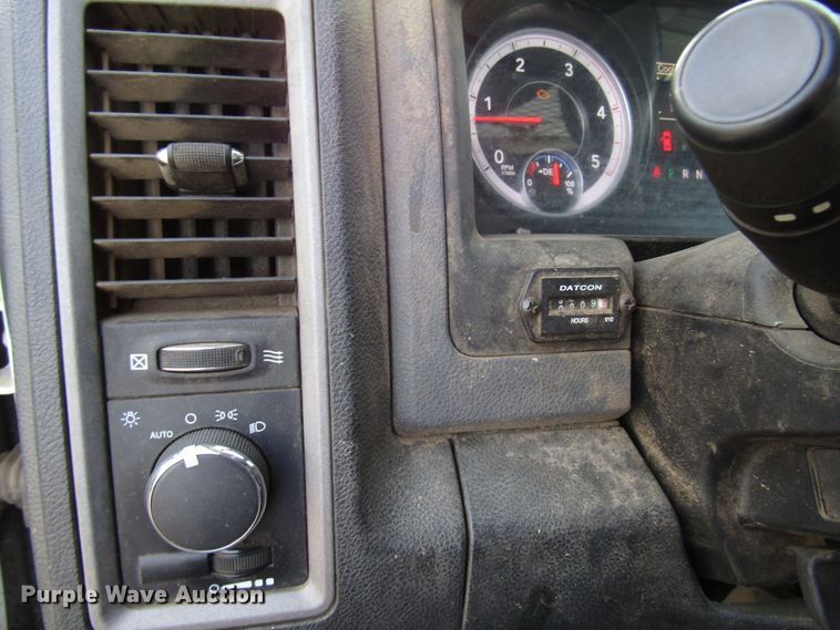 image for item DH8282 2014 Dodge Ram 5500 bucket truck