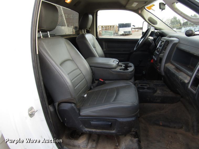 image for item DH8282 2014 Dodge Ram 5500 bucket truck