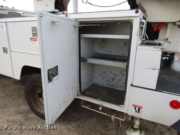 image for item DH8282 2014 Dodge Ram 5500 bucket truck