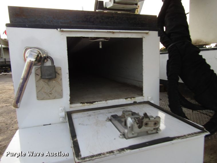 image for item DH8282 2014 Dodge Ram 5500 bucket truck