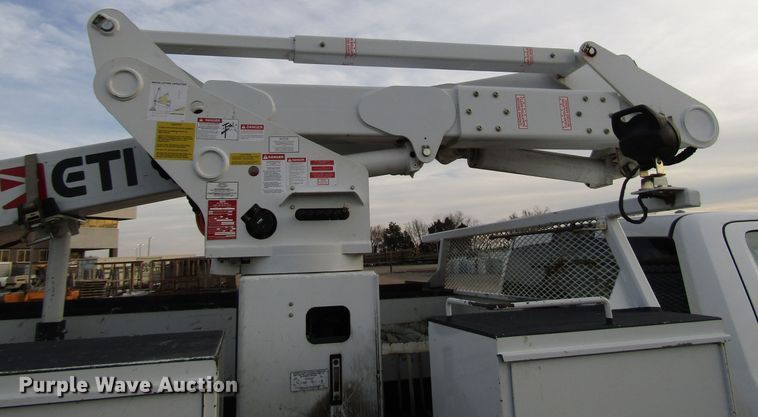 image for item DH8282 2014 Dodge Ram 5500 bucket truck