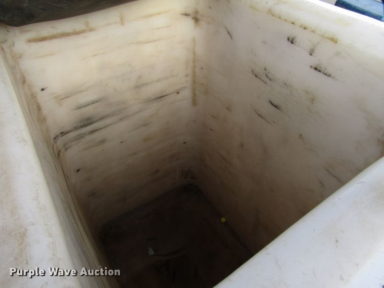 image for item DH8282 2014 Dodge Ram 5500 bucket truck