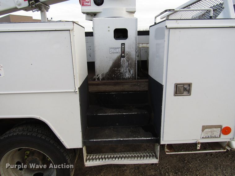 image for item DH8282 2014 Dodge Ram 5500 bucket truck