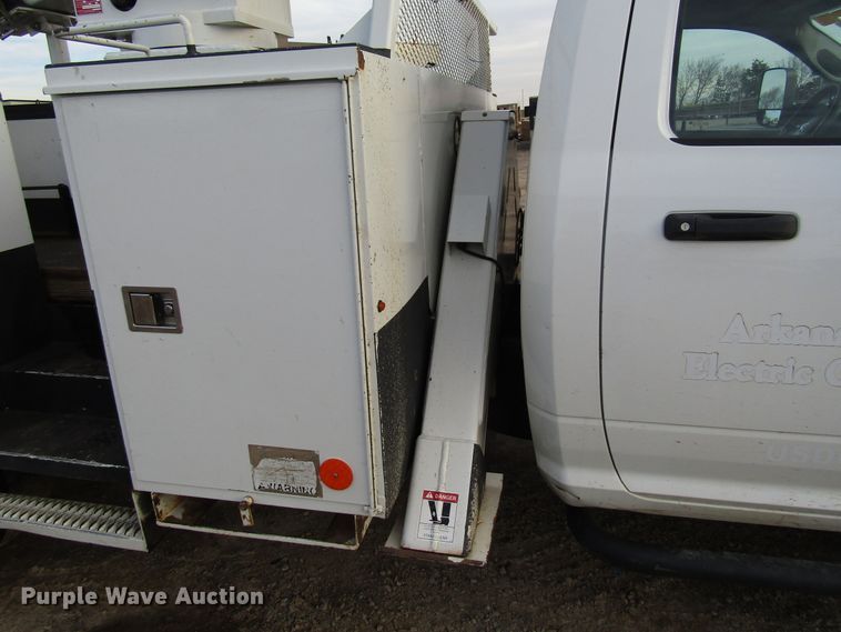 image for item DH8282 2014 Dodge Ram 5500 bucket truck