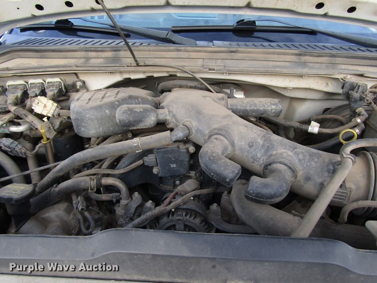 image for item DH8283 2009 Ford F250 Super Duty utility bed pickup truck