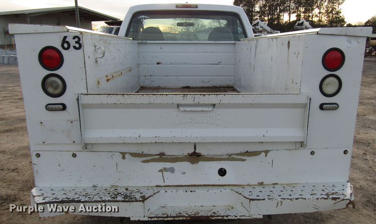 image for item DH8283 2009 Ford F250 Super Duty utility bed pickup truck