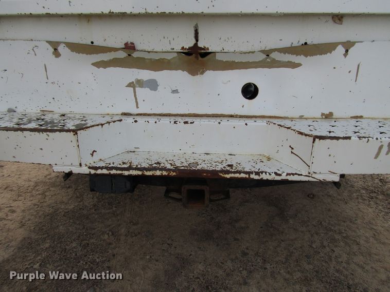 image for item DH8283 2009 Ford F250 Super Duty utility bed pickup truck