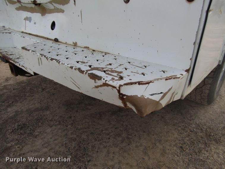 image for item DH8283 2009 Ford F250 Super Duty utility bed pickup truck