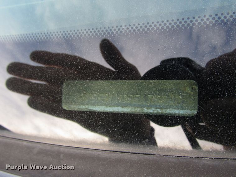 image for item DH8283 2009 Ford F250 Super Duty utility bed pickup truck