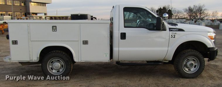 image for item DH8284 2013 Ford F250 Super Duty utility bed pickup truck