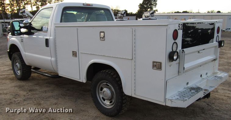 image for item DH8284 2013 Ford F250 Super Duty utility bed pickup truck