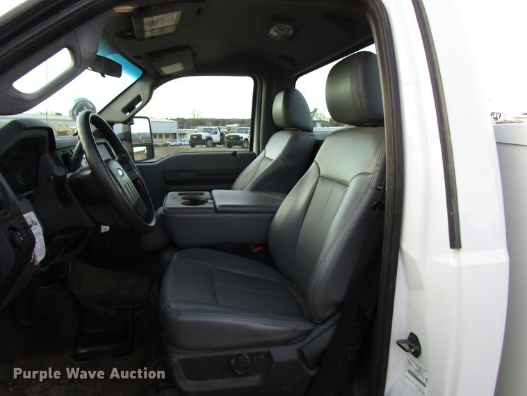 image for item DH8284 2013 Ford F250 Super Duty utility bed pickup truck