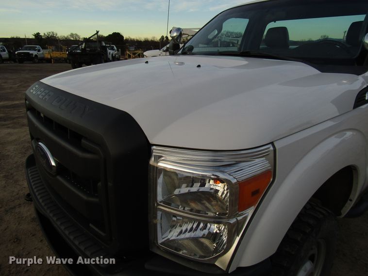 image for item DH8284 2013 Ford F250 Super Duty utility bed pickup truck