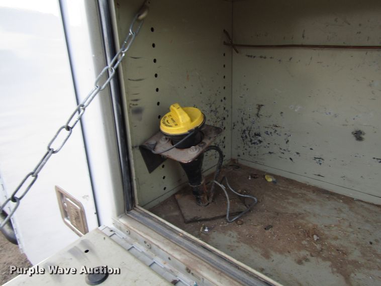 image for item DH8284 2013 Ford F250 Super Duty utility bed pickup truck