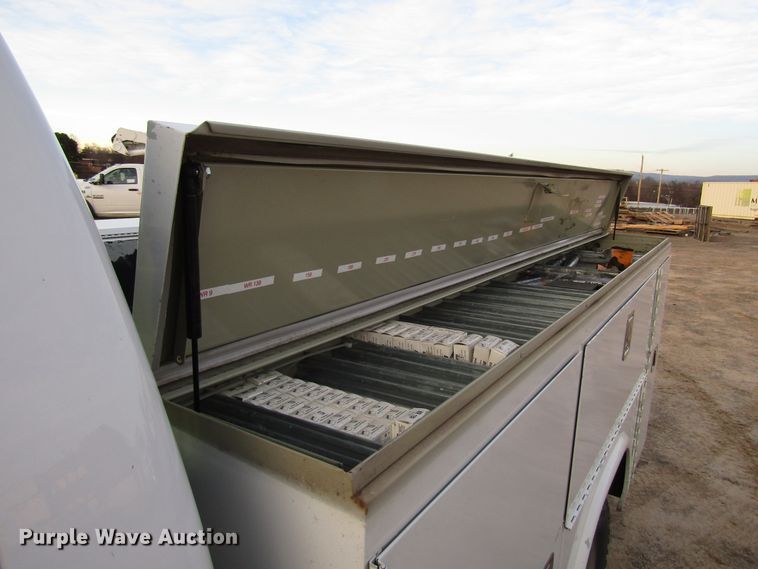 image for item DH8284 2013 Ford F250 Super Duty utility bed pickup truck