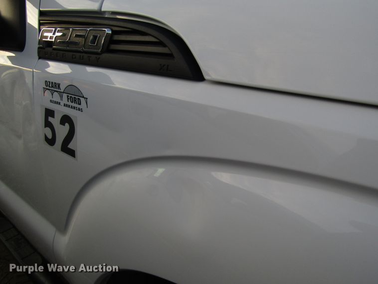 image for item DH8284 2013 Ford F250 Super Duty utility bed pickup truck