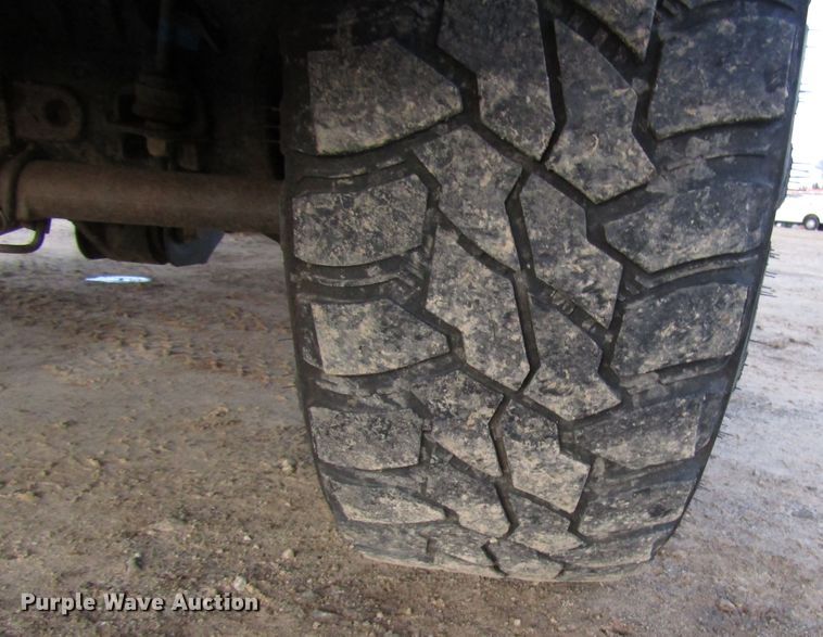 image for item DH8284 2013 Ford F250 Super Duty utility bed pickup truck