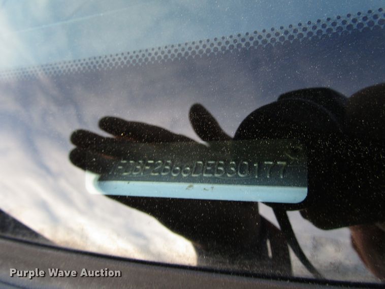 image for item DH8284 2013 Ford F250 Super Duty utility bed pickup truck